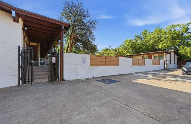 5601 Woodrow Ave 3-113, Austin, TX 78756