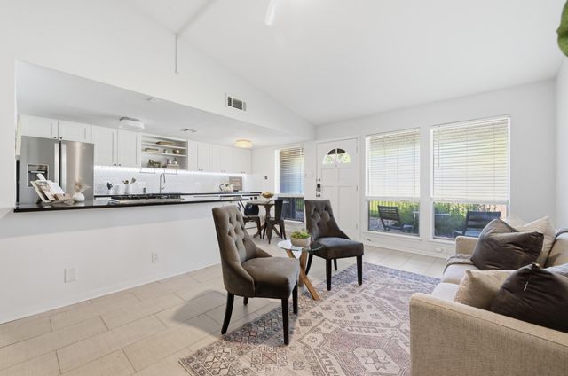 5601 Woodrow Ave 3-113, Austin, TX 78756