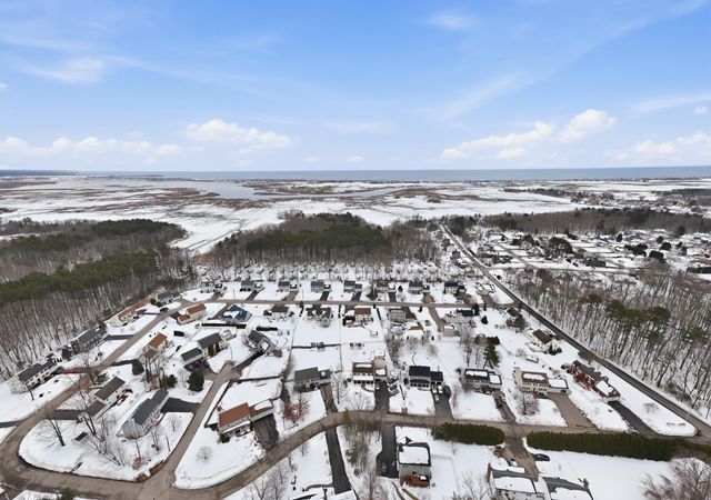 19 Viola Circle, Seabrook, NH 03874