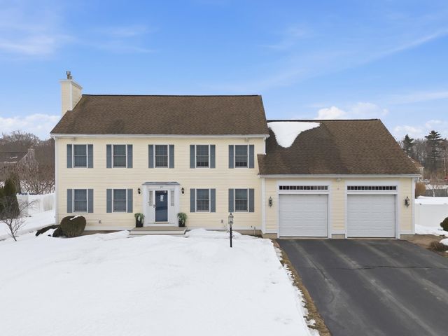 19 Viola Circle, Seabrook, NH 03874