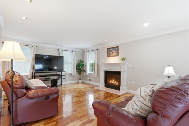 19 Viola Circle, Seabrook, NH 03874