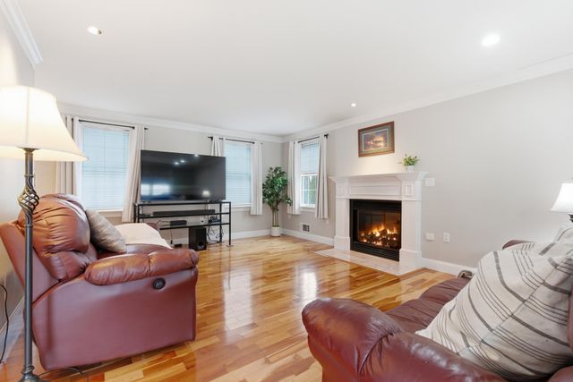 19 Viola Circle, Seabrook, NH 03874