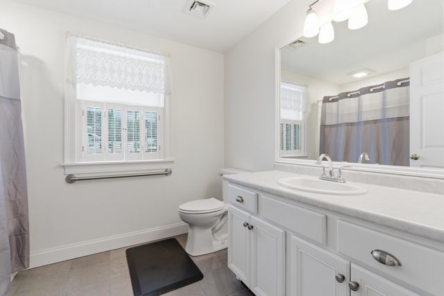 19 Viola Circle, Seabrook, NH 03874