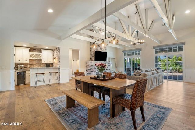 3838 E DEVONSHIRE Avenue, Phoenix, AZ 85018