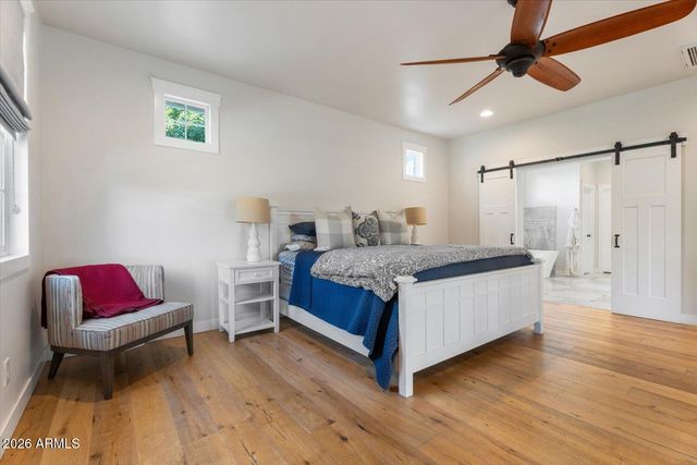 3838 E DEVONSHIRE Avenue, Phoenix, AZ 85018