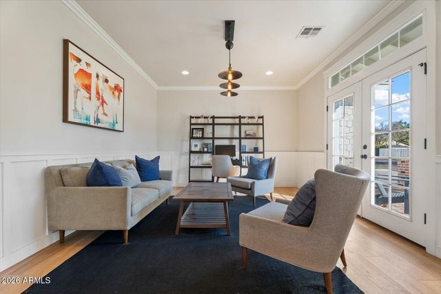 3838 E DEVONSHIRE Avenue, Phoenix, AZ 85018