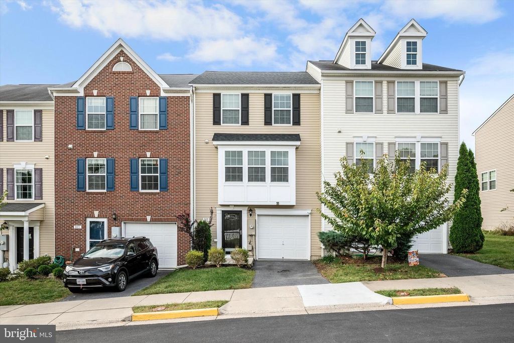105 WORSHAM TER, Winchester, VA 22602