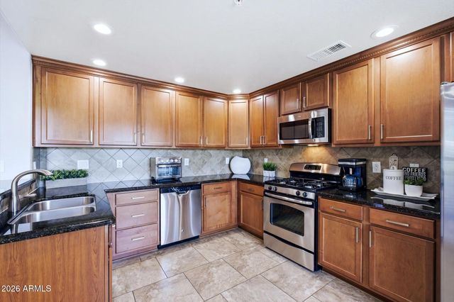 21320 N 56TH Street 1101, Phoenix, AZ 85054