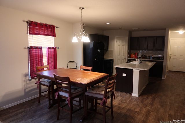 2414 Rainbow Basin, Converse, TX 78109