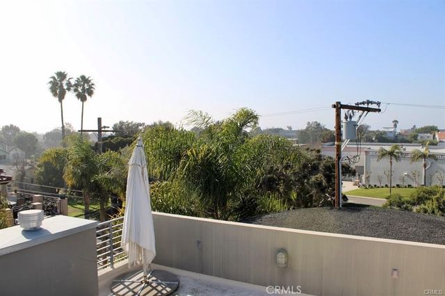 510 Ardmore Avenue, Hermosa Beach, CA 90254