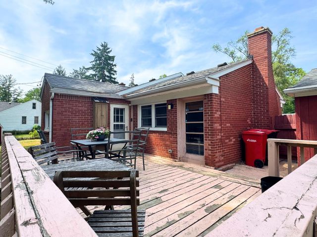 23591 Norcrest Drive, Southfield, MI 48033
