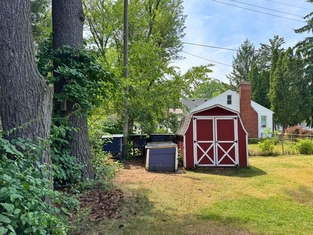 23591 Norcrest Drive, Southfield, MI 48033