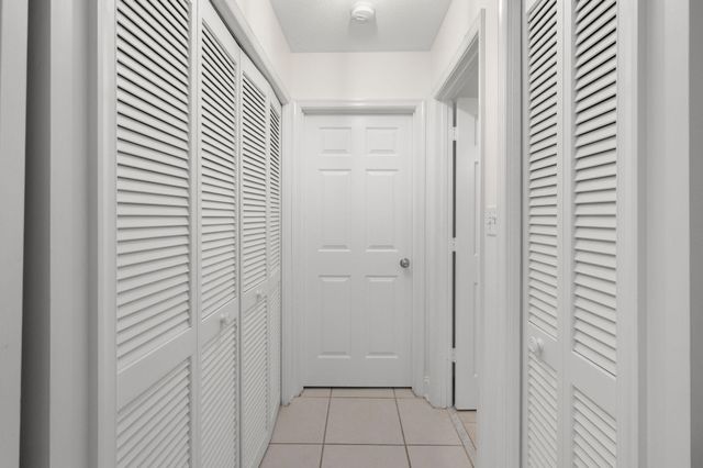 1433 Captains Walk 18d, Fort Pierce, FL 34950