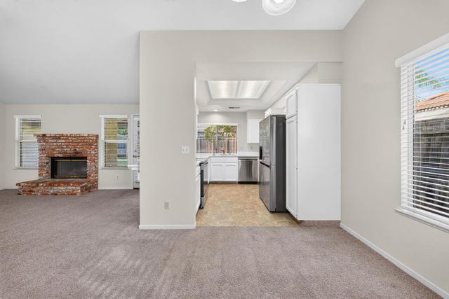 1554 E Utah Avenue, Fresno, CA 93720