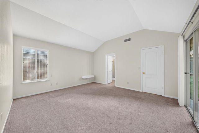 1554 E Utah Avenue, Fresno, CA 93720