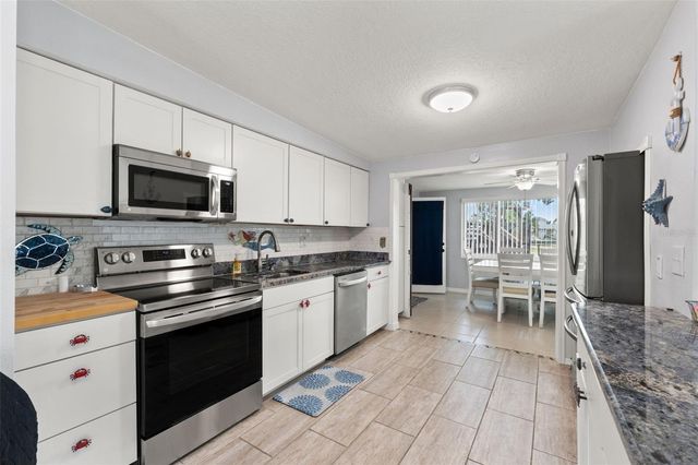 7235 MARYLAND AVENUE, Hudson, FL 34667