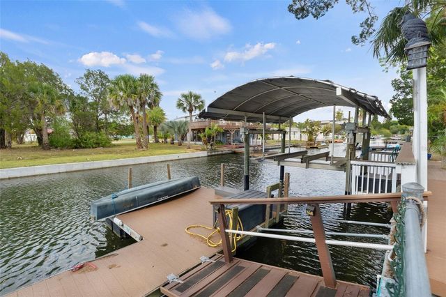 7235 MARYLAND AVENUE, Hudson, FL 34667