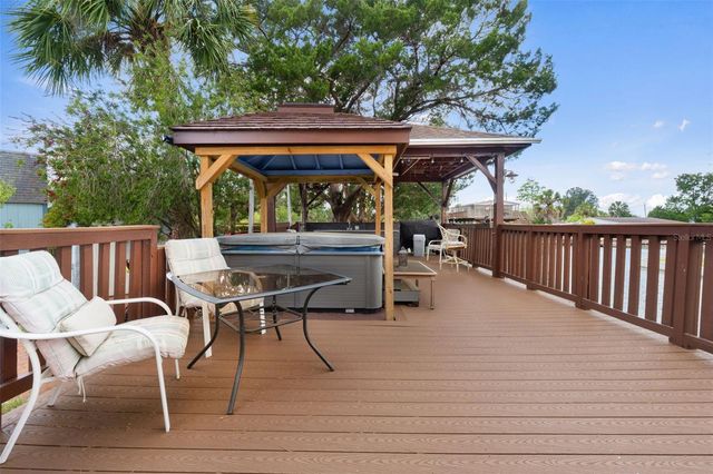 7235 MARYLAND AVENUE, Hudson, FL 34667