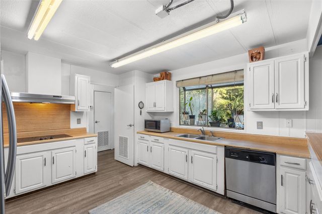 16220 Hudson Road, Santa Fe, TX 77517