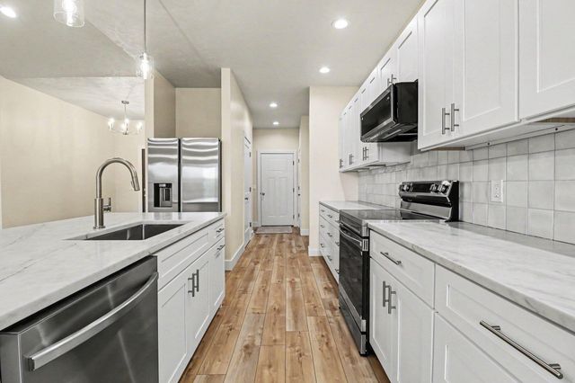 4410 N Pine Avenue, Golden Twp, MI 49436