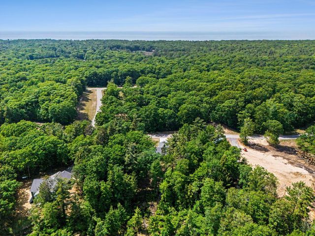4410 N Pine Avenue, Golden Twp, MI 49436