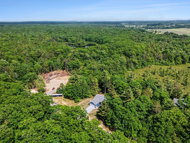 4410 N Pine Avenue, Golden Twp, MI 49436