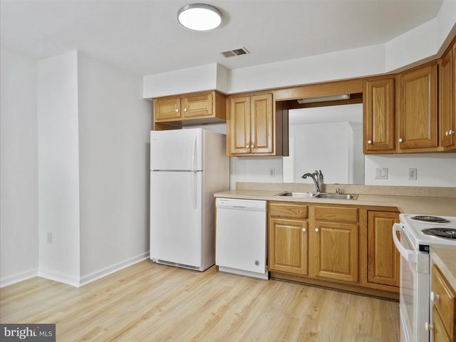 920 FREDERICK ST, Hagerstown, MD 21740