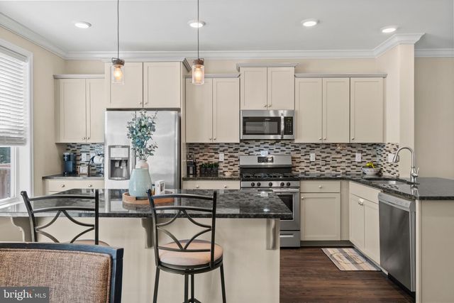 56 SULLIVAN WAY, Marlton, NJ 08053
