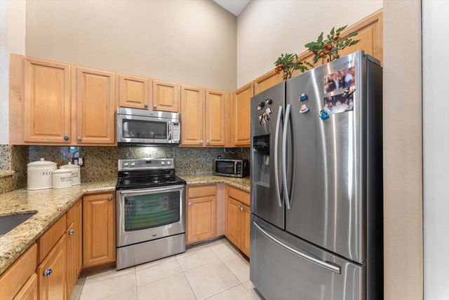 392 W Coral Trace Circle, Delray Beach, FL 33445