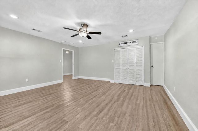 6929 Declaration Street, Watauga, TX 76148