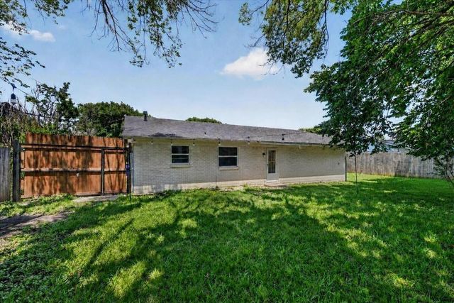 6929 Declaration Street, Watauga, TX 76148