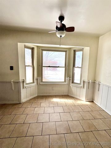 805 NW 14th Street, Wagoner, OK 74467