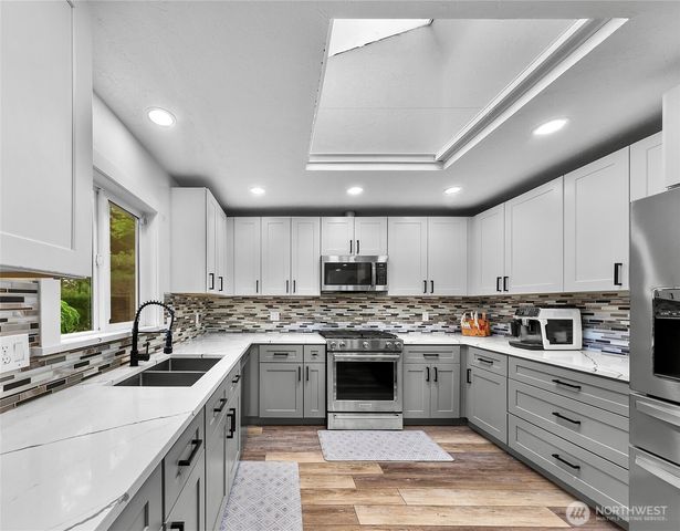 5144 Hannegan Road, Bellingham, WA 98226