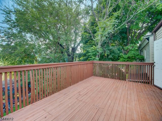 144 Steuben St, East Orange City, NJ 07018