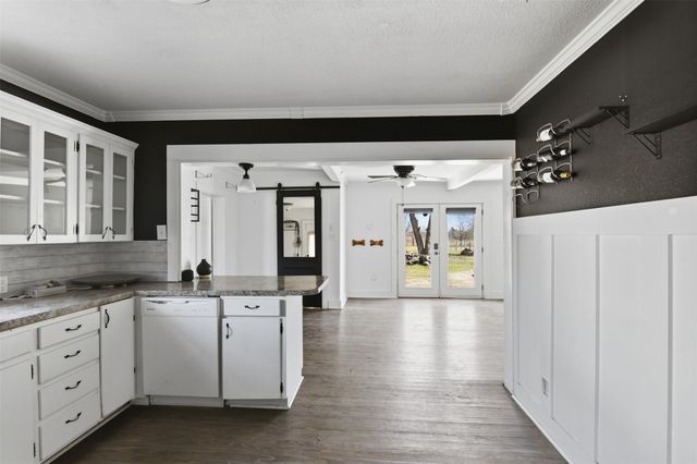 503 S Pearl Street, Trenton, TX 75490