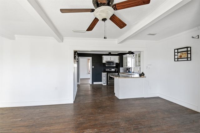 503 S Pearl Street, Trenton, TX 75490