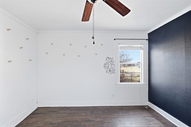 503 S Pearl Street, Trenton, TX 75490