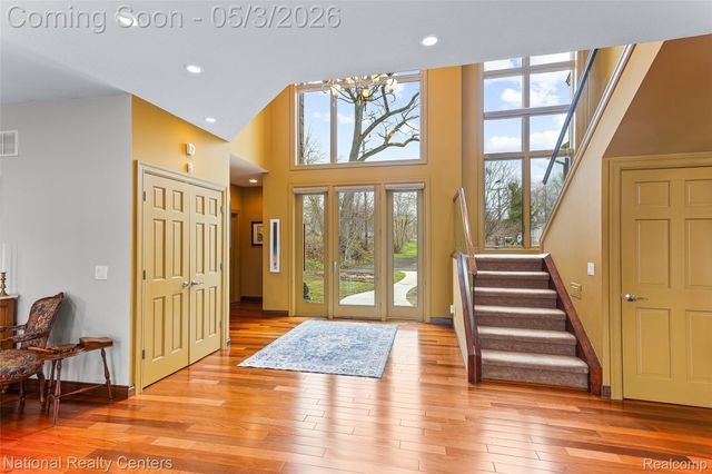 1100 Clearwater Boulevard, White Lake Charter Township, MI 48386