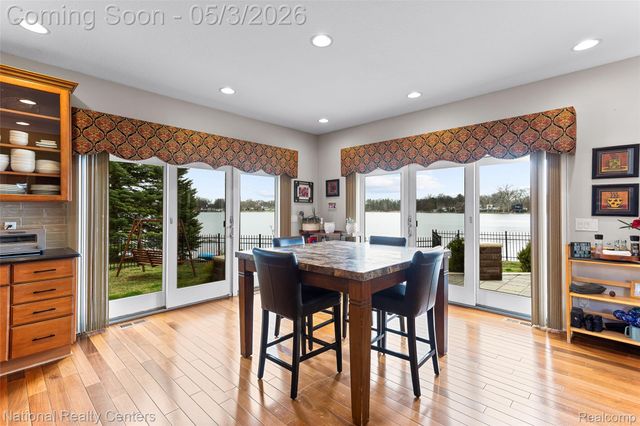 1100 Clearwater Boulevard, White Lake Charter Township, MI 48386