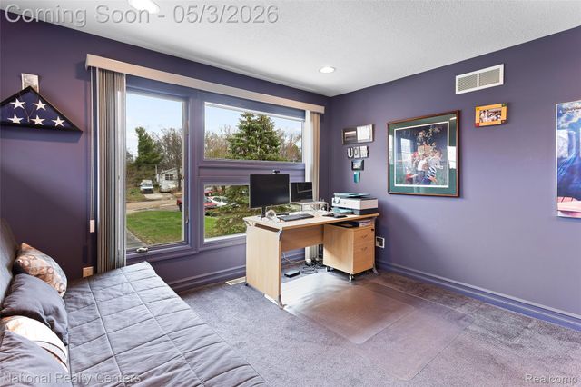 1100 Clearwater Boulevard, White Lake Charter Township, MI 48386
