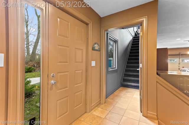 1100 Clearwater Boulevard, White Lake Charter Township, MI 48386