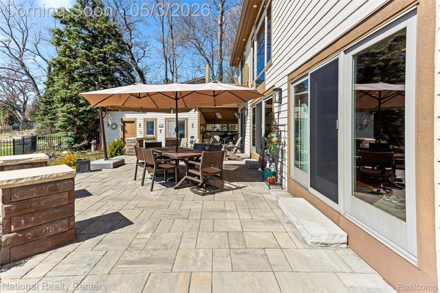 1100 Clearwater Boulevard, White Lake Charter Township, MI 48386