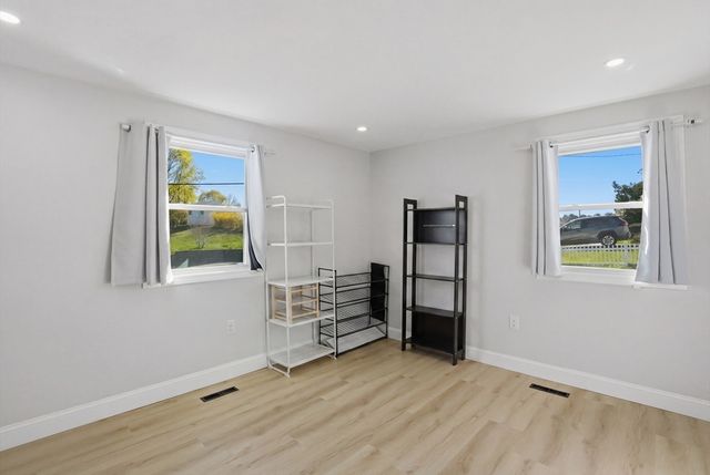 181 Green Street, Stoneham, MA 02180