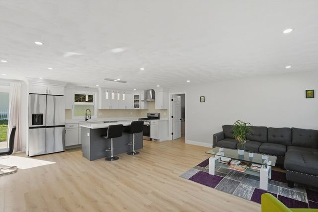 181 Green Street, Stoneham, MA 02180