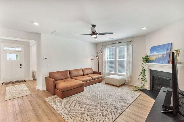 152 Founders Boulevard, Central, SC 29630