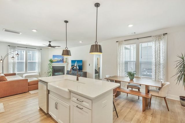 152 Founders Boulevard, Central, SC 29630