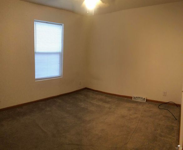 917 Bertrand, Manhattan, KS 66502