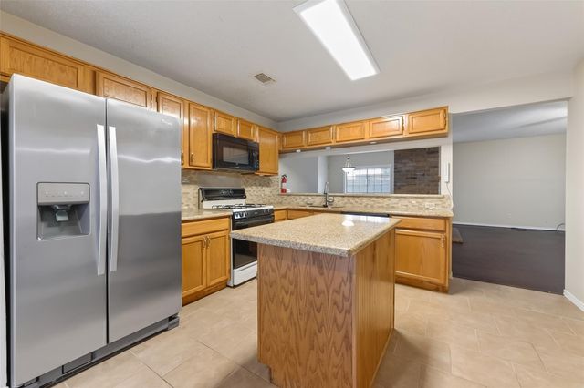 13514 Clayton Hill Drive, Houston, TX 77041