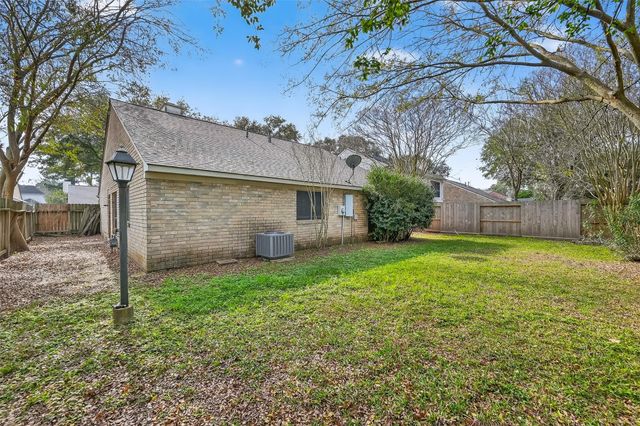 13514 Clayton Hill Drive, Houston, TX 77041