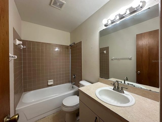 2050 SAN MARCOS DRIVE SE 214, Winter Haven, FL 33880